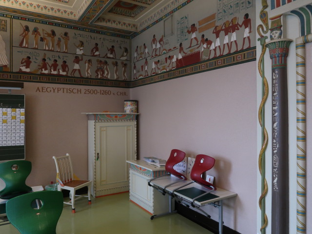 Ägyptisches Lehrzimmer in der Volksschule