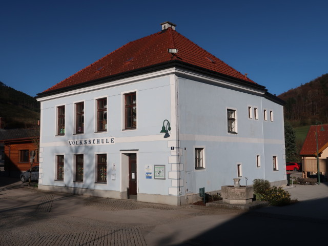 Volksschule in Furth an der Triesting