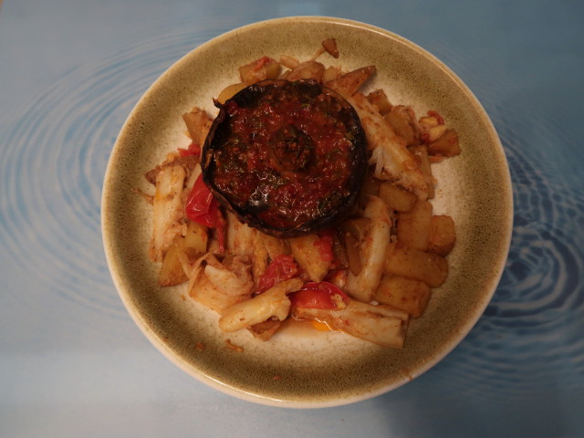 Portobello-Pilz auf Röstgemüse (13. Mai)