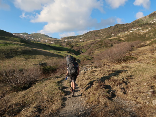 Ronald zwischen Gävishöhe und Sünsalpe (21. Mai)
