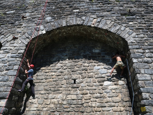 Werner und Rashid im Klettergarten Kaponig, 1.050 m