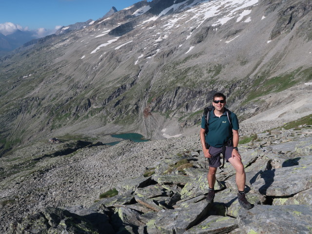 Ronald zwischen Friesenberghaus und Hohem Riffler (10. Aug.)