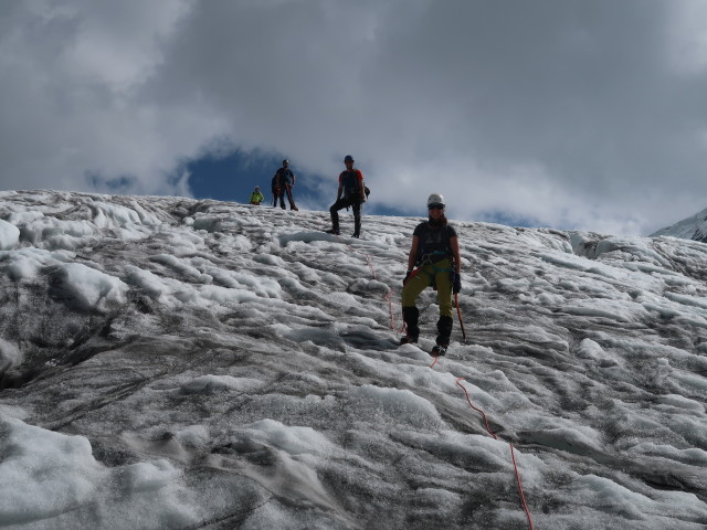 Stefan, Christian und Romana am Obersulzbachkees (12. Sept.)