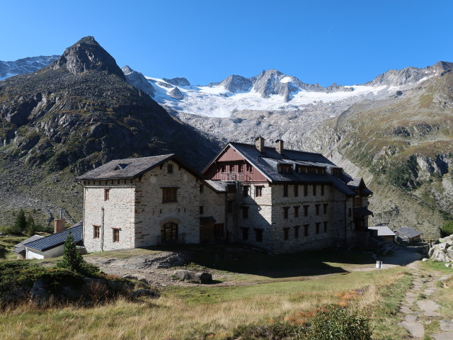 Berliner Hütte, 2.042 m