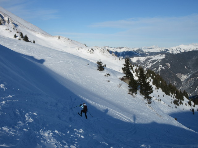 Sarah zwischen Tofernscharte und Tofernalm