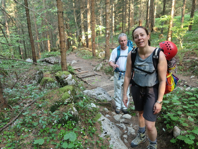 Erich und Angela zwischen Kühgraben und Brucksattel (4. Juni)