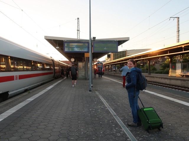 Sabine im Hauptbahnhof Stralsund (22. Juni)