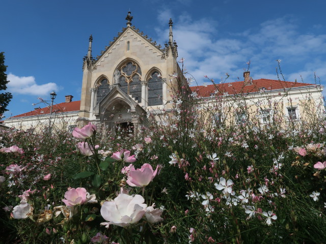Schloss Mayerling, 326 m