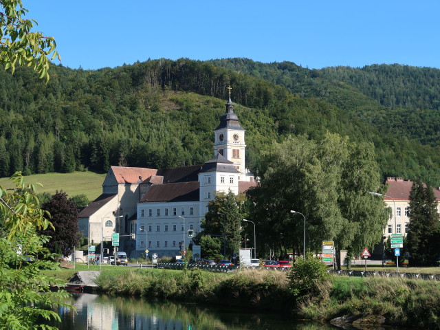 Stift Lilienfeld, 383 m
