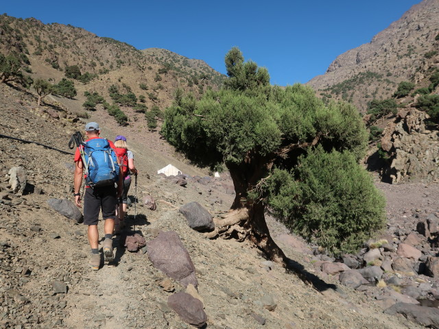 Hans-Jörg und Petra zwischen Assif und Azib Tamsoult (27. Sep.)