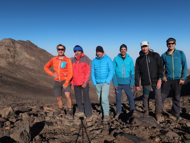 Ich, Abdeslam, Andreas, Hans-Jörg, Lars und Ronald am Tizi n'Toubkal (29. Sep.)