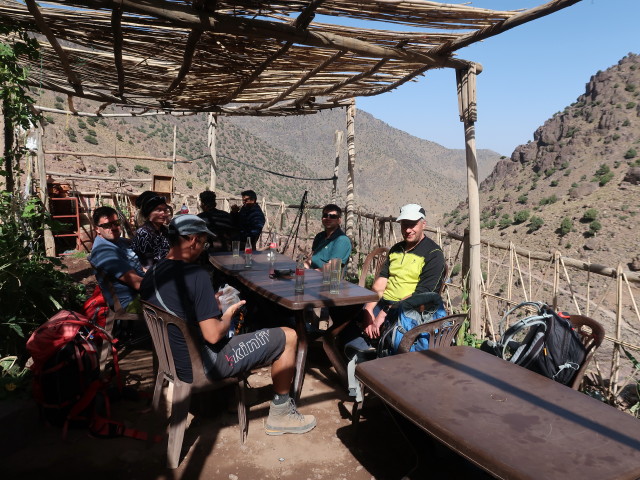 Andreas, Petra, Hans-Jörg, Ronald und Lars in Sidi Chamharouch (30. Sep.)
