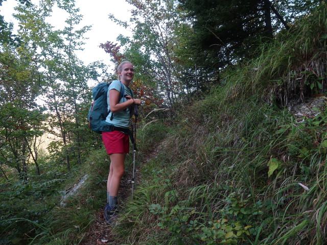 Sarah zwischen Bahnhof Langwies und Bromberg