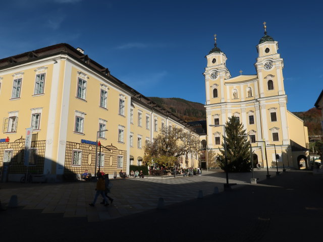 Kloster Mondsee, 493 m