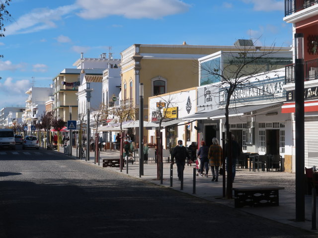 Av. 5 de Outubro in Olhao (1. Dez.)