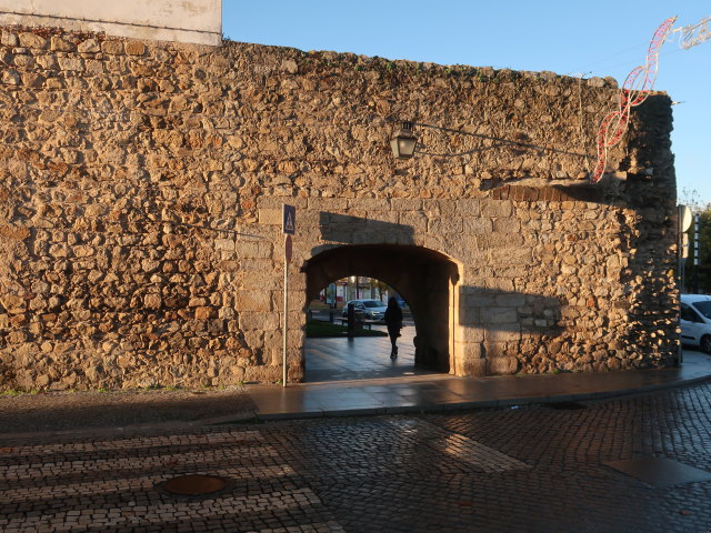 Porta Velha da Lagoa in Évora (2. Dez.)