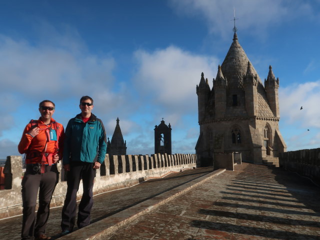 Ich und Ronald in der Catedral de Évora (2. Dez.)