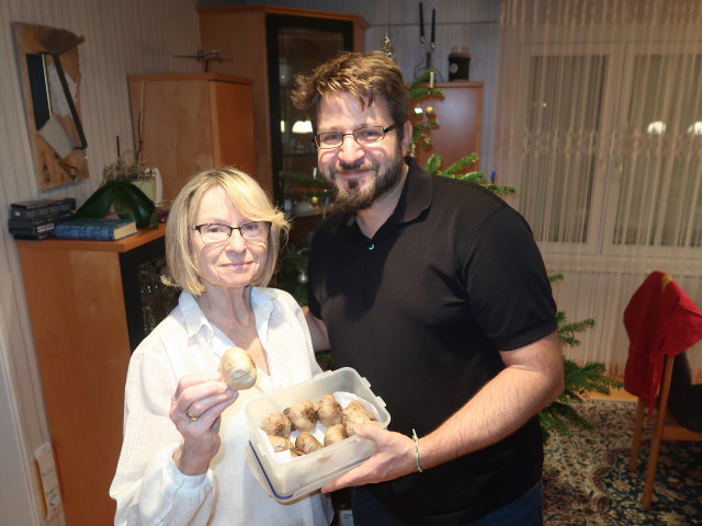 Mama und Markus (24. Dez.)