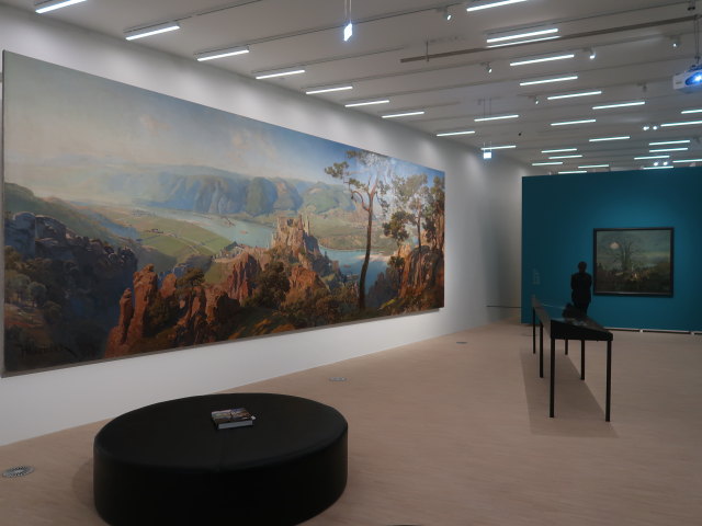 Sabine in der Ausstellung 'Wachau - Die Entdeckung eines Welterbes'