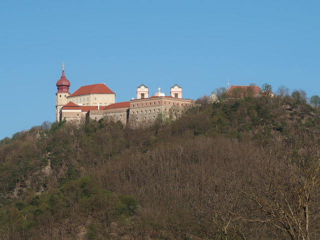 Stift Göttweig, 425 m