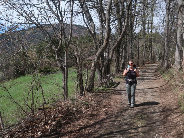 Sabine zwischen Raach am Hochgebirge und Rams