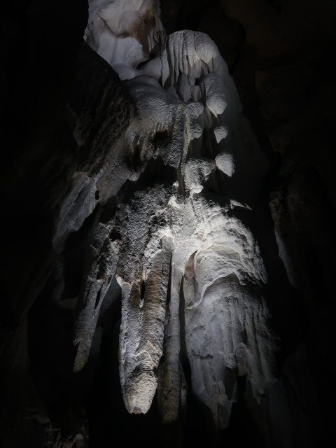 Hermannshöhle, 627 m