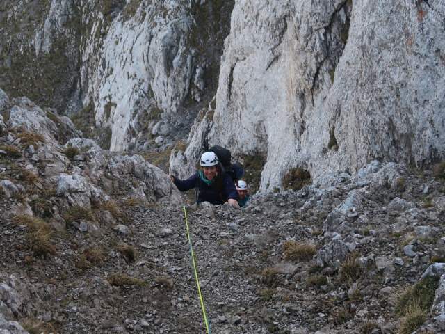 Kalbling-Nordwestgrat: Romana und Stefan in der 2. Seillänge (5. Juni)