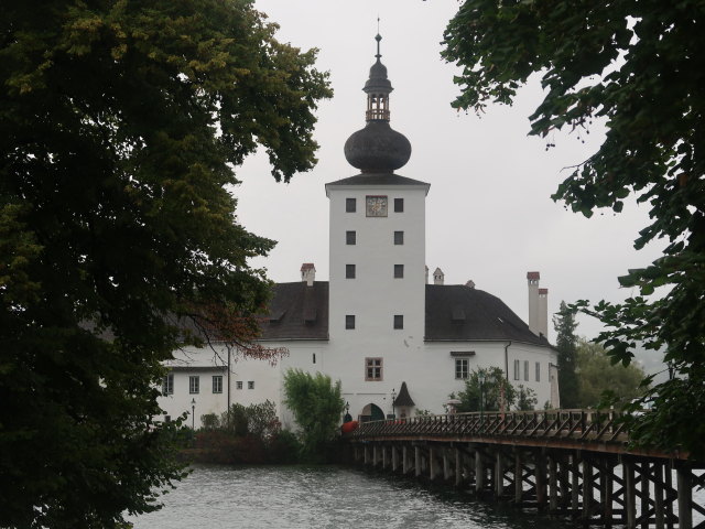 Seeschloss Ort, 425 m