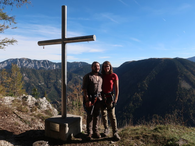 Manuel und Hannelore auf den Spielmäuern, 1.360 m