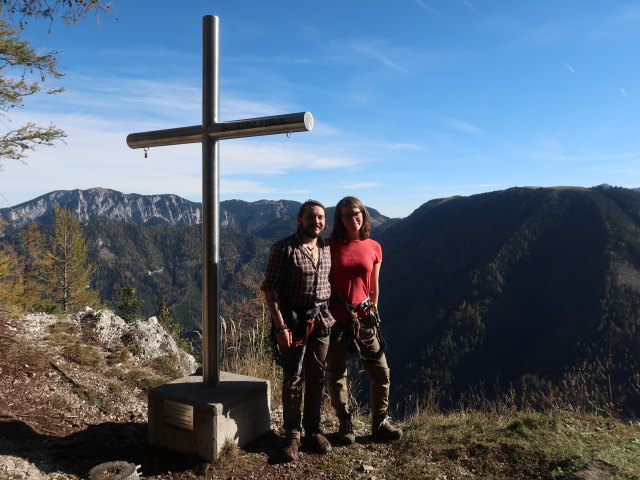 Manuel und Hannelore auf den Spielmäuern, 1.360 m