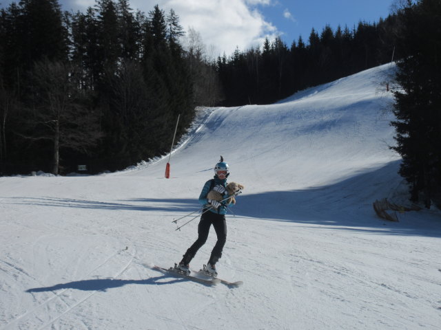 Larissa auf der Talabfahrt