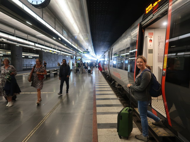 Sabine in der Malmö Centralstation (22. Juni)