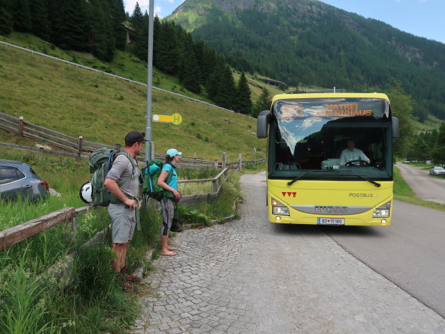 Christian und Ursa beim Matreier Tauernhaus, 1.511 m (16. Juli)