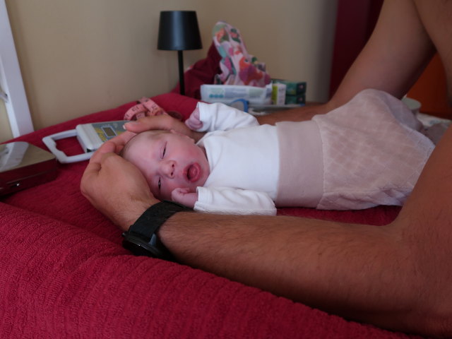 Nils im Geburtshaus 'Von Anfang an'