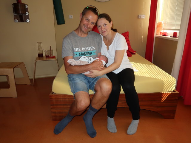 Ich, Nils und Sabine im Geburtshaus 'Von Anfang an'