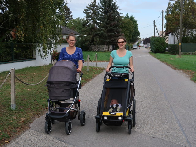Kathrin, Nils und Sabine in der Alten Straße