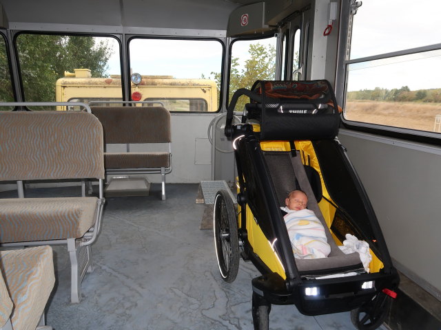 Zayataler Schienentaxi: Nils zwischen Mistelbach und Asparn an der Zaya