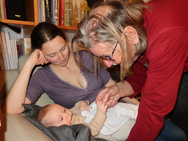Sabine, Nils und Papa im Haus meiner Eltern