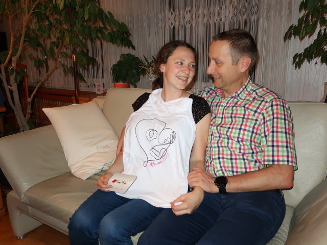 Sabine und ich im Haus meiner Eltern (24. Dez.)