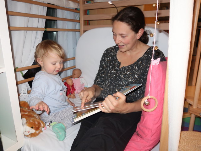 Nils und Sabine in unserer Wohnung