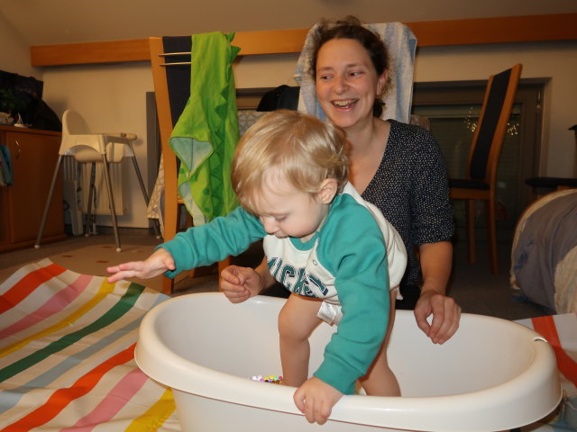 Nils und Sabine in unserer Wohnung