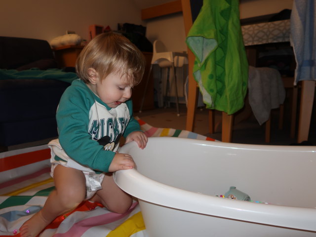 Nils in unserer Wohnung