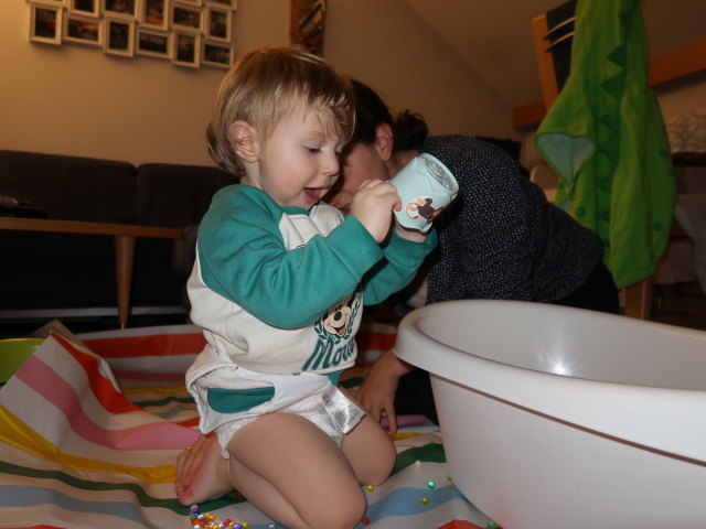 Nils und Sabine in unserer Wohnung