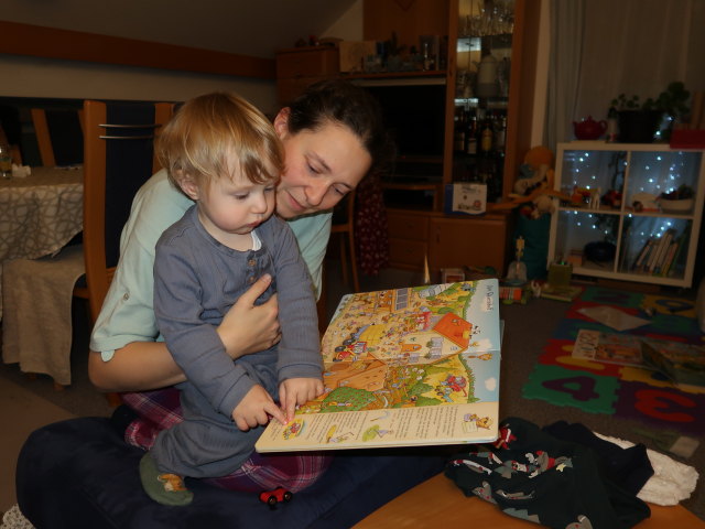 Nils und Sabine in unserer Wohnung