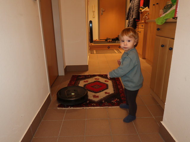 Nils in unserer Wohnung