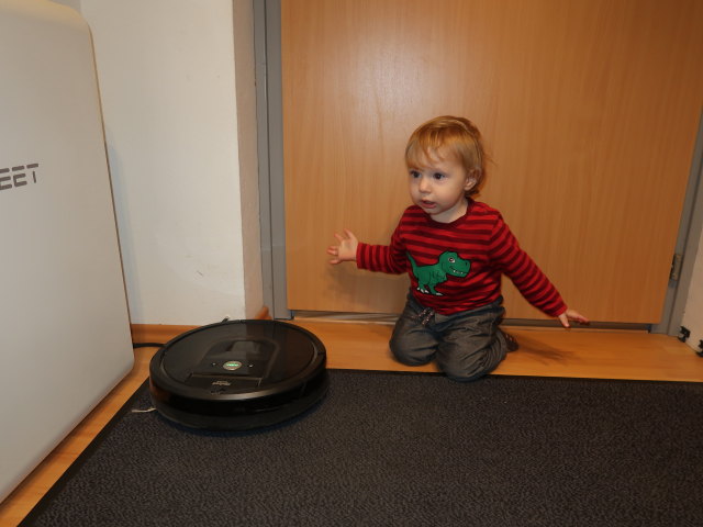 Nils in unserer Wohnung