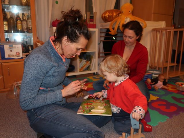 Ursa, Nils und Sabine in unserer Wohnung