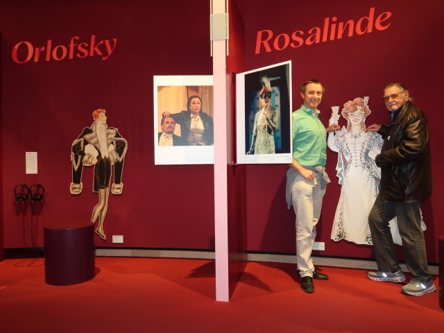 Ich und Papa in der Sonderausstellung '200 Jahre Johann Strauss'