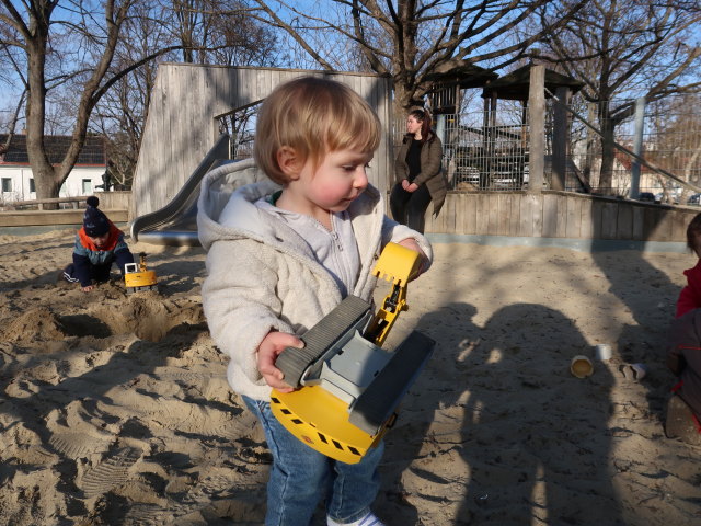 Nils am Spielplatz Lorettowiese
