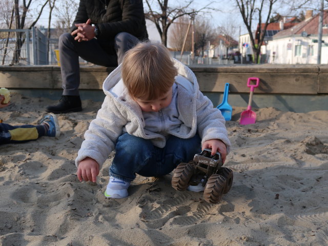 Nils am Spielplatz Lorettowiese
